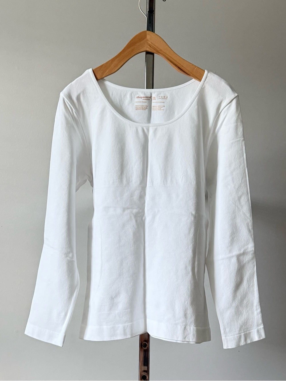 Shapermint Essentials Long Sleeve Shaping T-Shirt White 2XL Like New